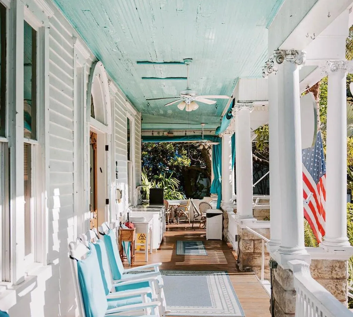 Classic King- Curry Mansion With Heated Pool! Key West Inn